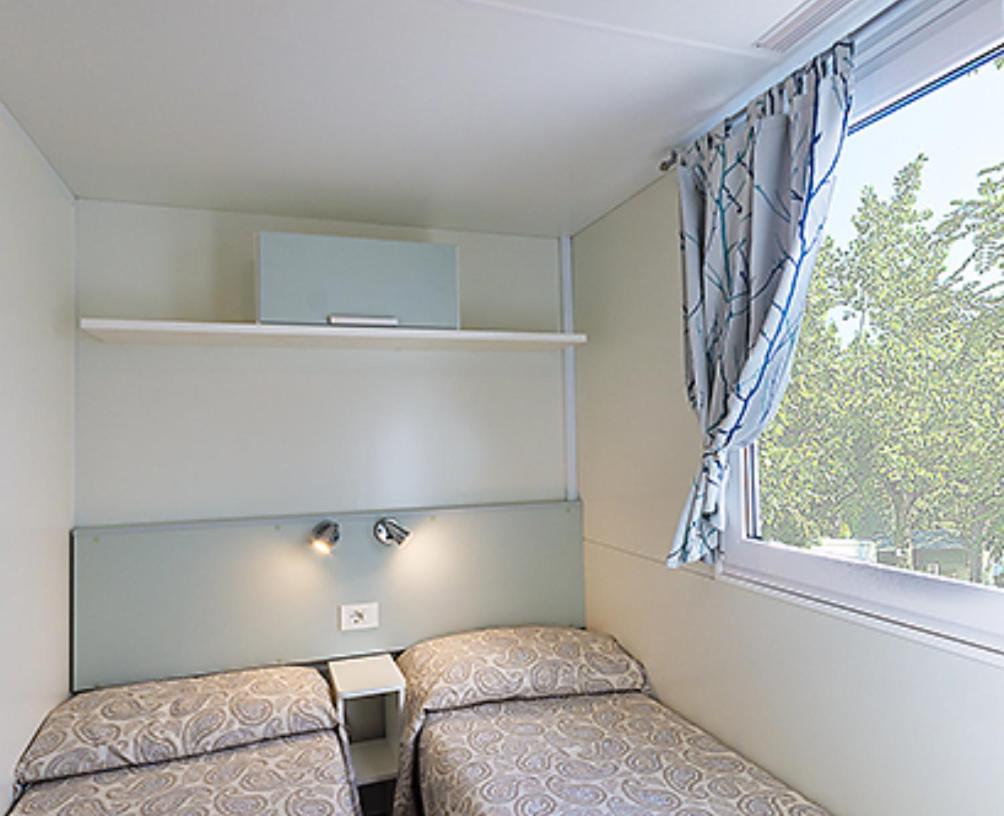 Eurocampingpacengo Hotel Lazise Ngoại thất bức ảnh