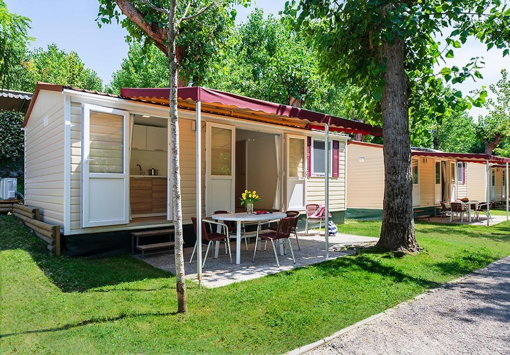 Eurocampingpacengo Hotel Lazise Ngoại thất bức ảnh
